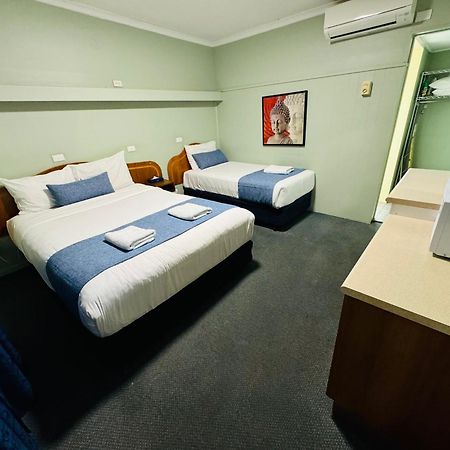 อาร์ดีนัล โมเทล Motel เวสต์ไวอาล็อง ภายนอก รูปภาพ