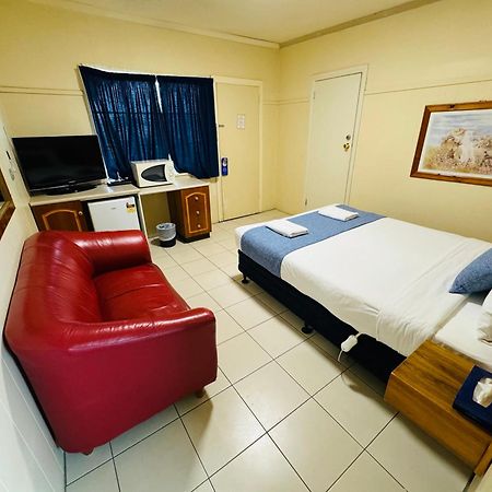 อาร์ดีนัล โมเทล Motel เวสต์ไวอาล็อง ภายนอก รูปภาพ