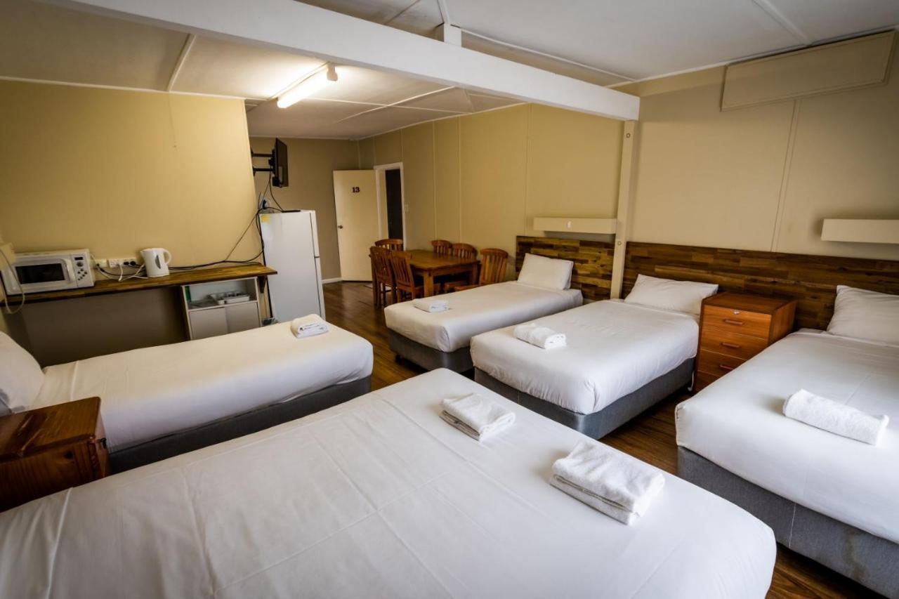 อาร์ดีนัล โมเทล Motel เวสต์ไวอาล็อง ภายนอก รูปภาพ